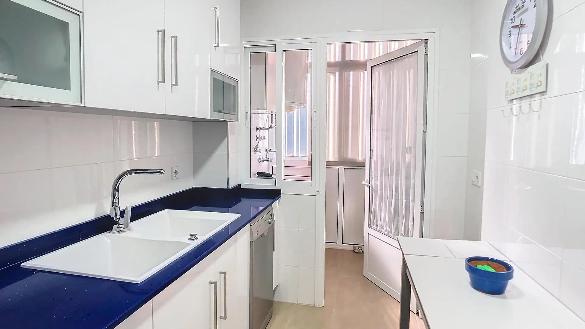 Apartamento De 3 Habitaciones פואנגירולה 0*,  ספרד