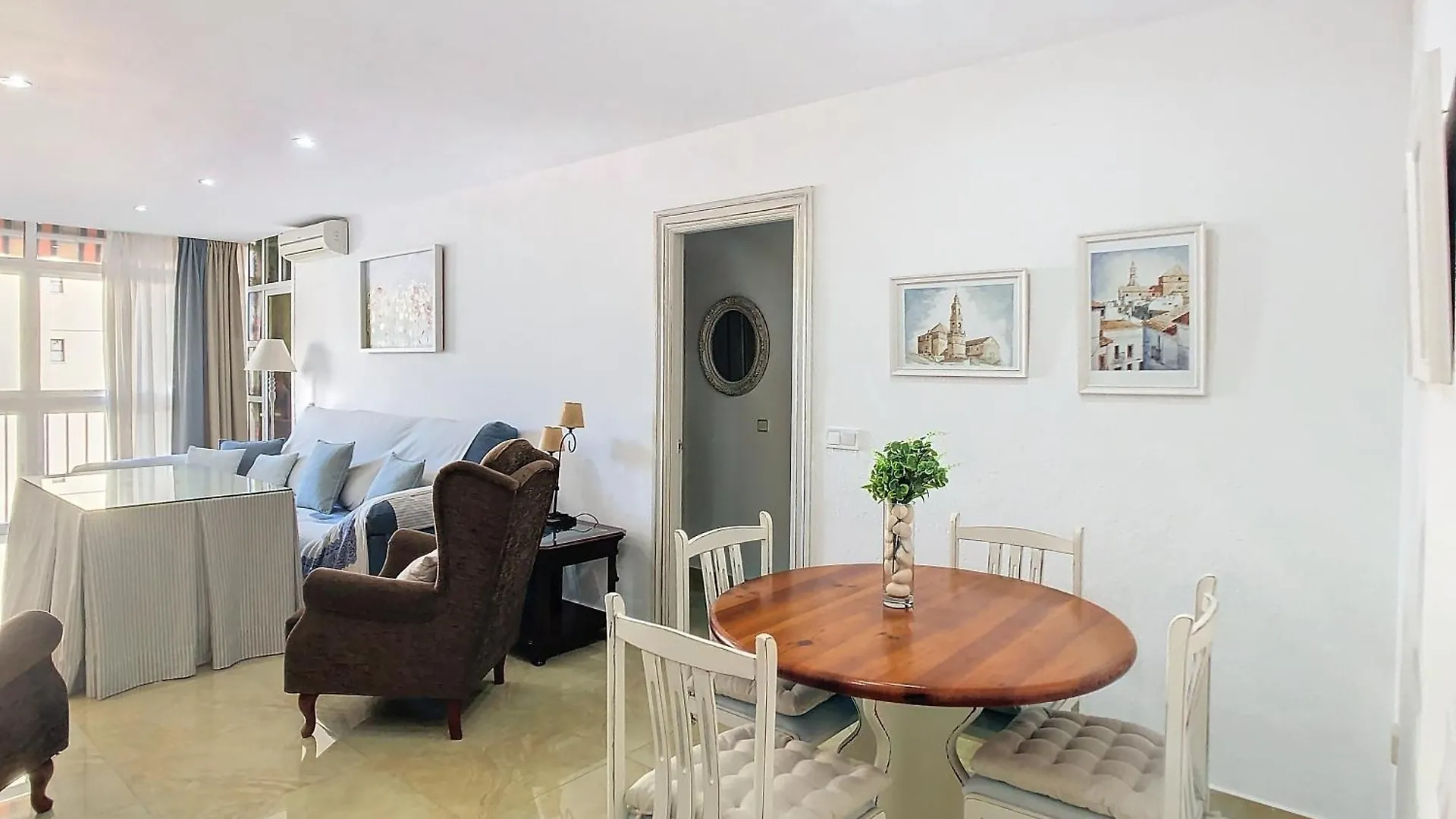 Apartamento De 3 Habitaciones פואנגירולה דירה