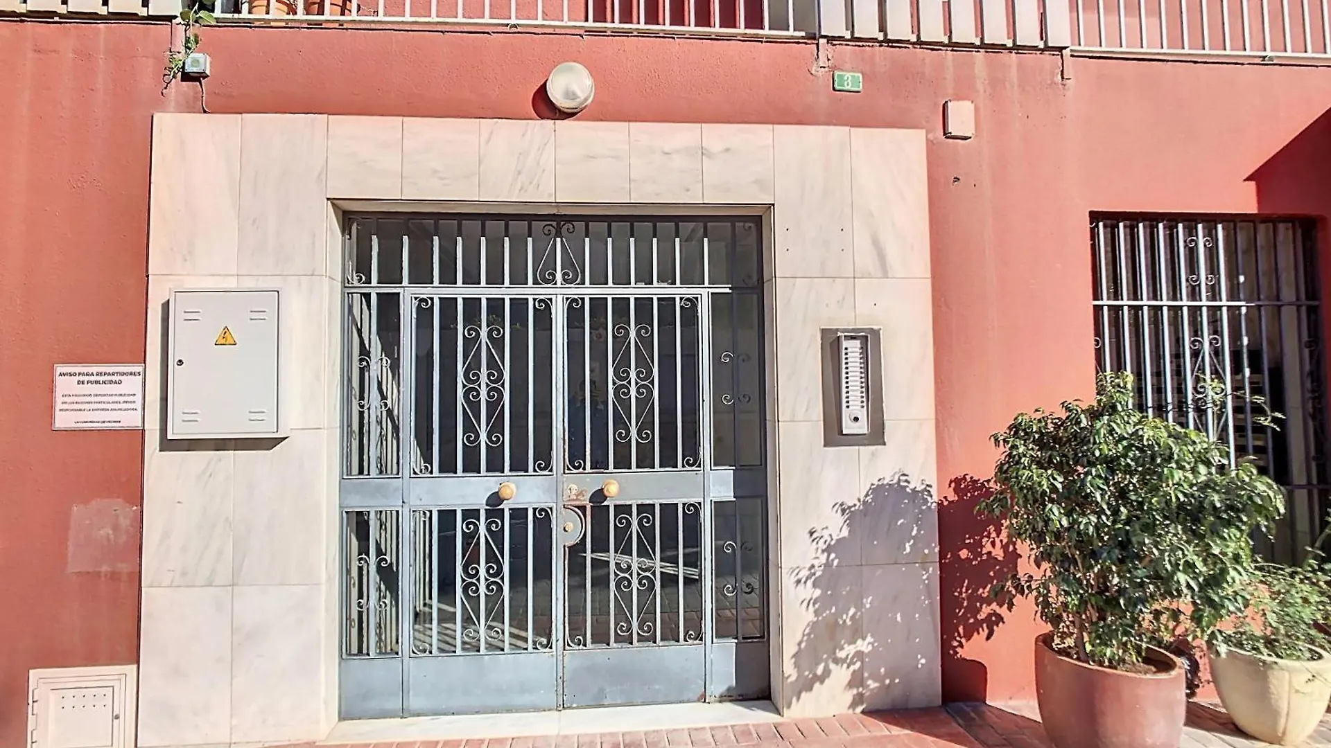 Apartamento De 3 Habitaciones פואנגירולה דירה